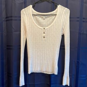 Never worn American Eagle long sleeve shirt